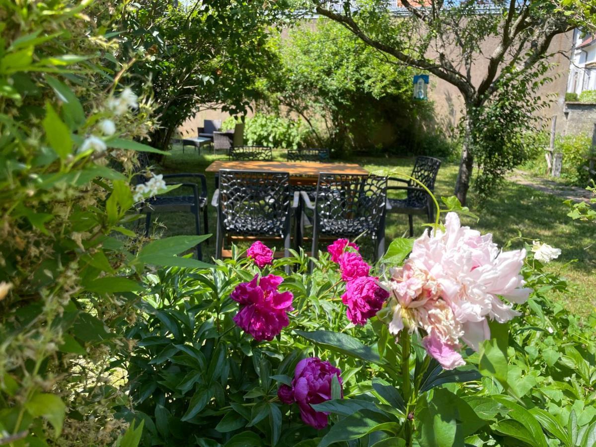Chambre Privee Vue Sur Le Jardin Proche Centre Ville Besançon Zewnętrze zdjęcie